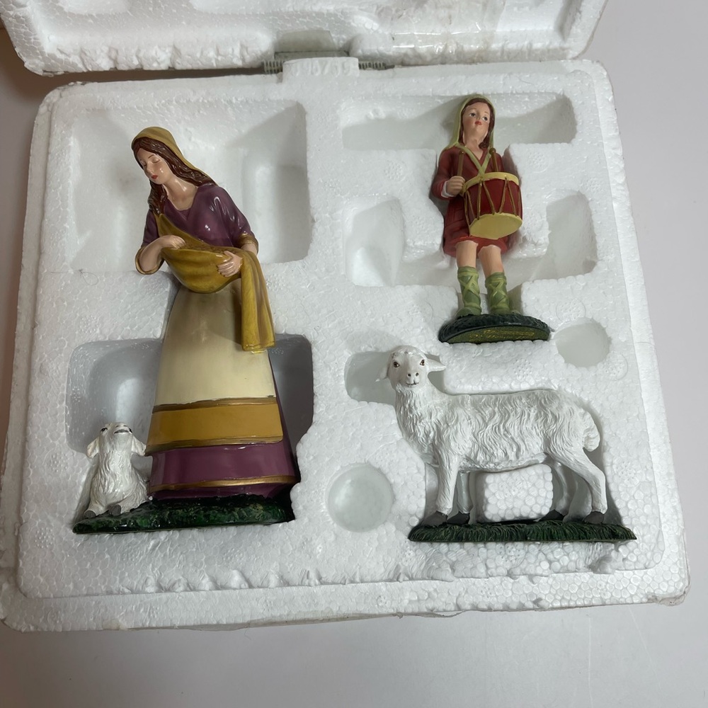 Hawthorne Village Thomas Kinkade 3 Figures Kind & Gentle, To Honor Him, Ewe
